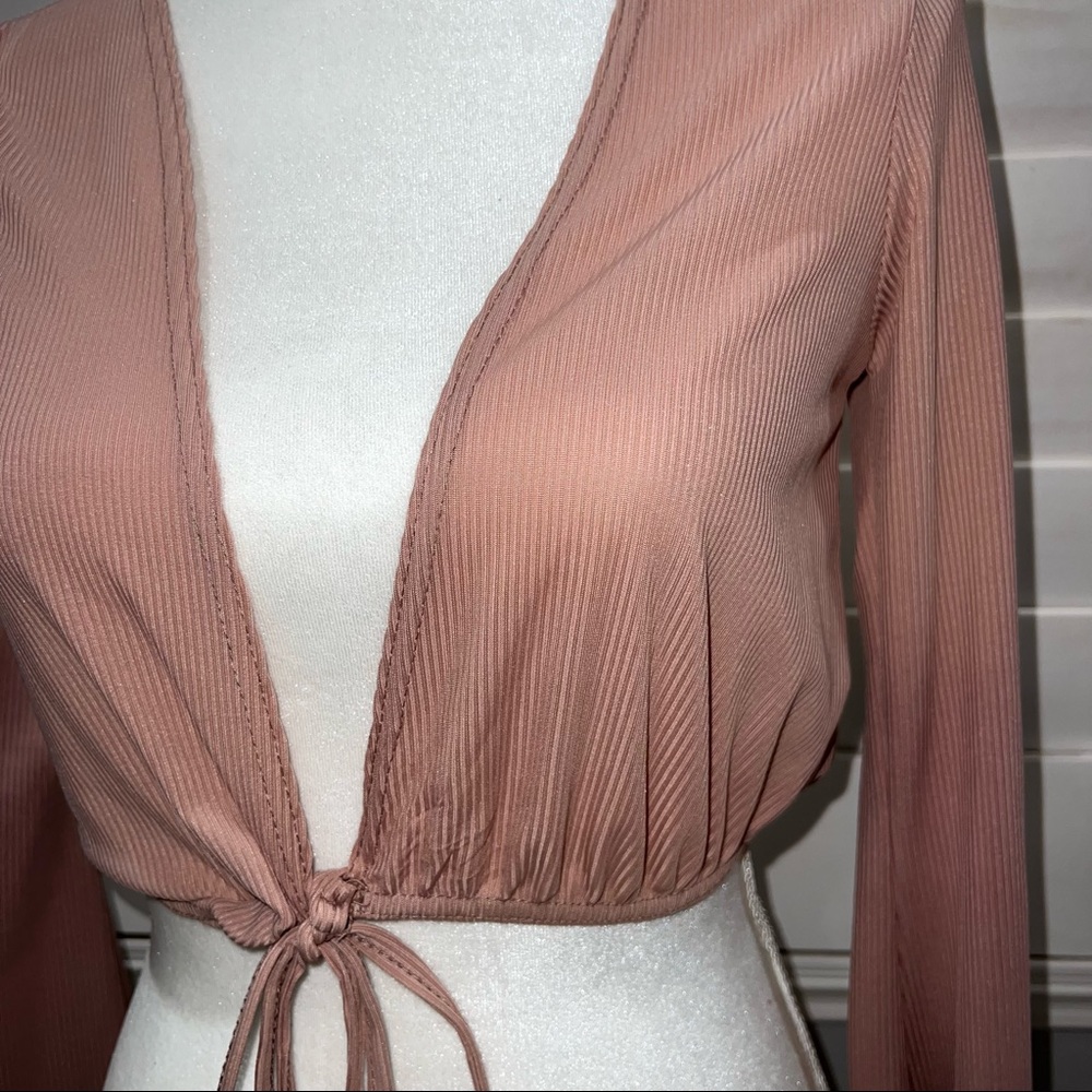 Flirty Ribbed Crop - Picture 3 of 4